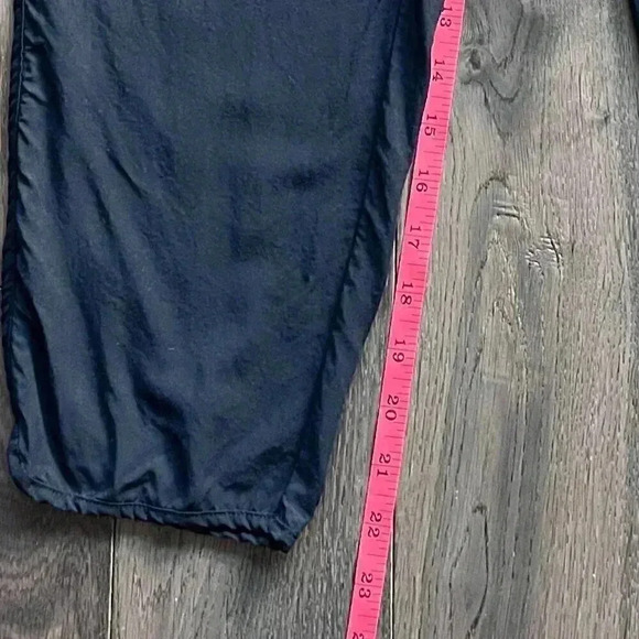 Madewell Dolphin Hem Track Trousers Size S Cropped Black Travel Lightweight Pant - Picture 7 of 8